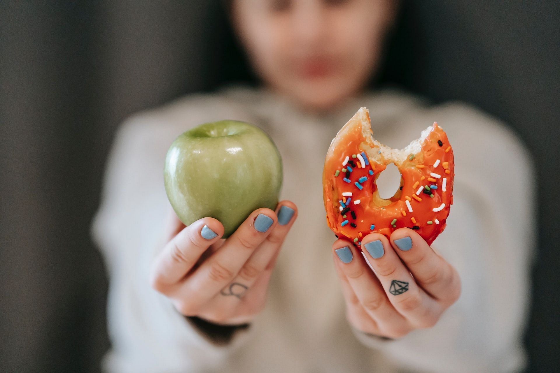 A poor diet is a common cause of magnesium deficiency. (Image via Pexels/Andres Ayrton)